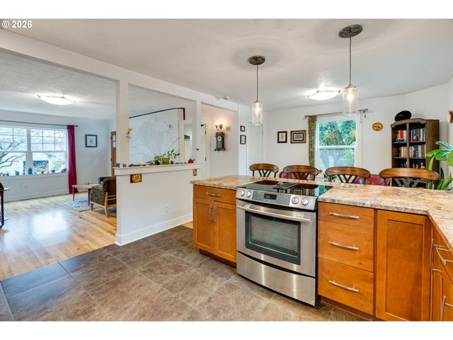 514 Se 61ST Ave, Portland, OR 97215