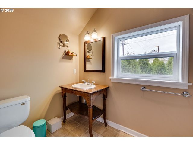 514 Se 61ST Ave, Portland, OR 97215