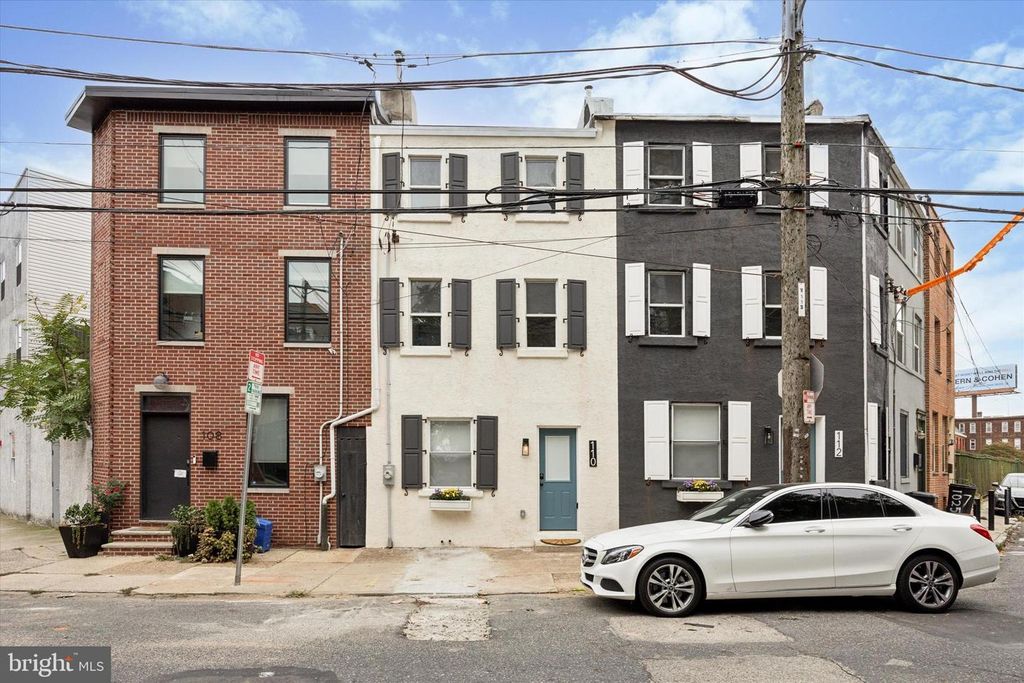 110 W WILDEY ST, Philadelphia, PA 19123