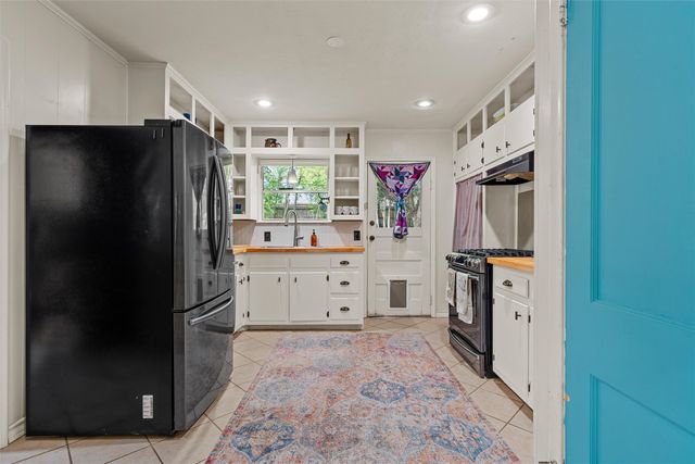 2216 Hermanson Drive, Waco, TX 76710