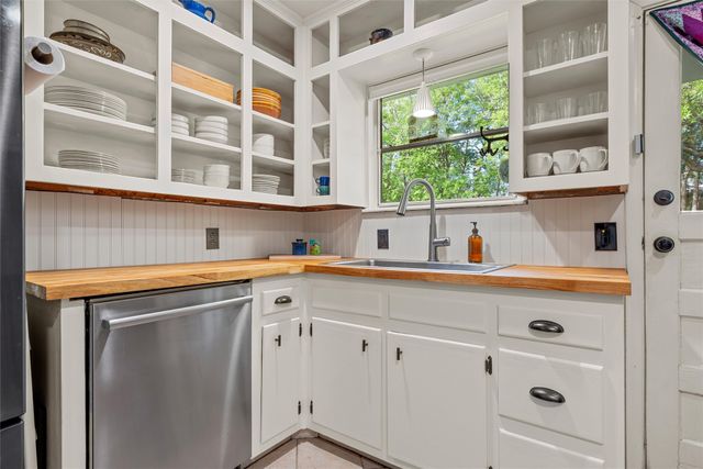 2216 Hermanson Drive, Waco, TX 76710