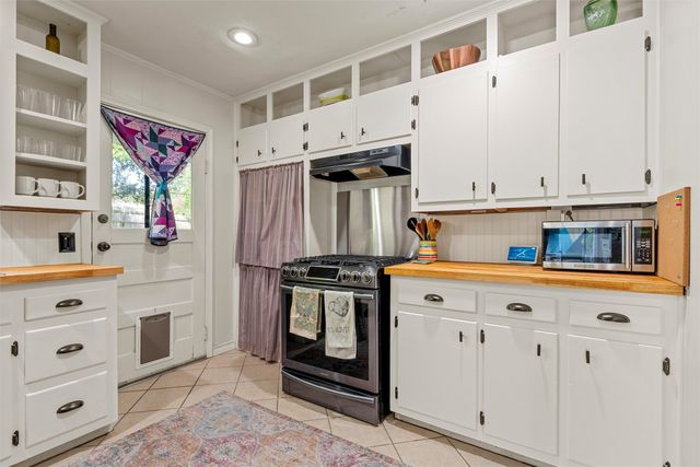 2216 Hermanson Drive, Waco, TX 76710