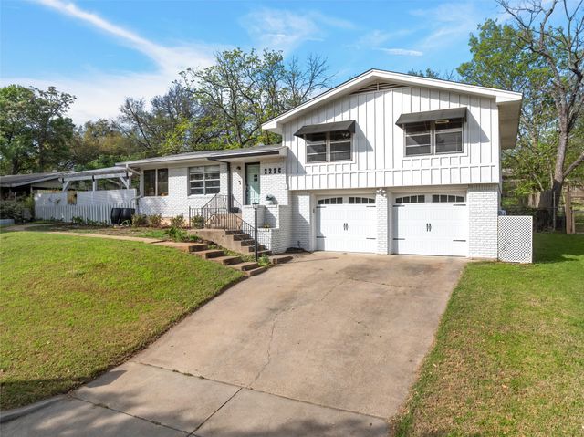 2216 Hermanson Drive, Waco, TX 76710