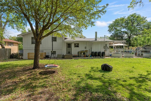 2216 Hermanson Drive, Waco, TX 76710