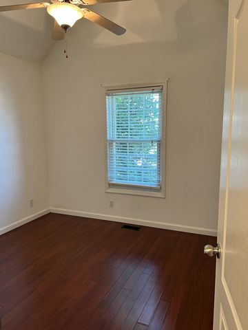 2759 Ridgepole Dr, Clarksville, TN 37040