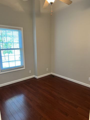 2759 Ridgepole Dr, Clarksville, TN 37040