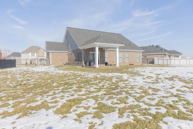 5571 Brompton Drive, Newburgh, IN 47630