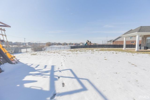 5571 Brompton Drive, Newburgh, IN 47630