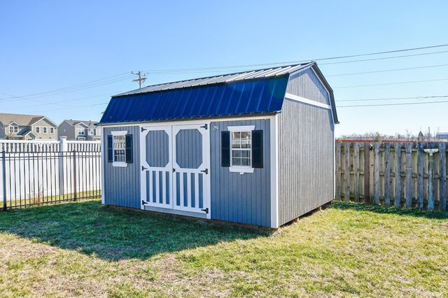 5571 Brompton Drive, Newburgh, IN 47630