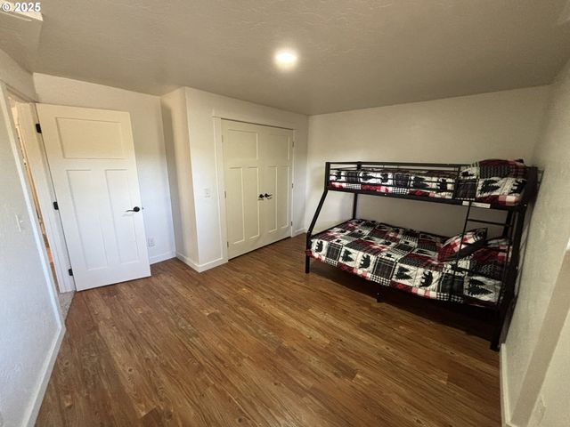5346 BUCKSKIN BOB, Florence, OR 97439