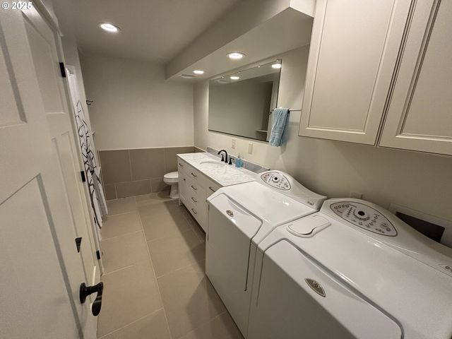 5346 BUCKSKIN BOB, Florence, OR 97439