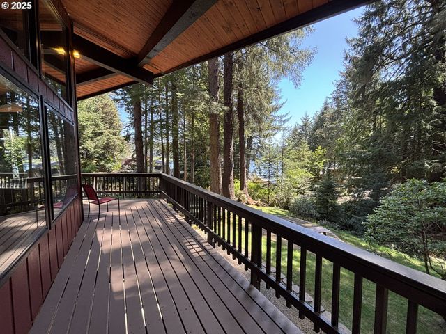 5346 BUCKSKIN BOB, Florence, OR 97439
