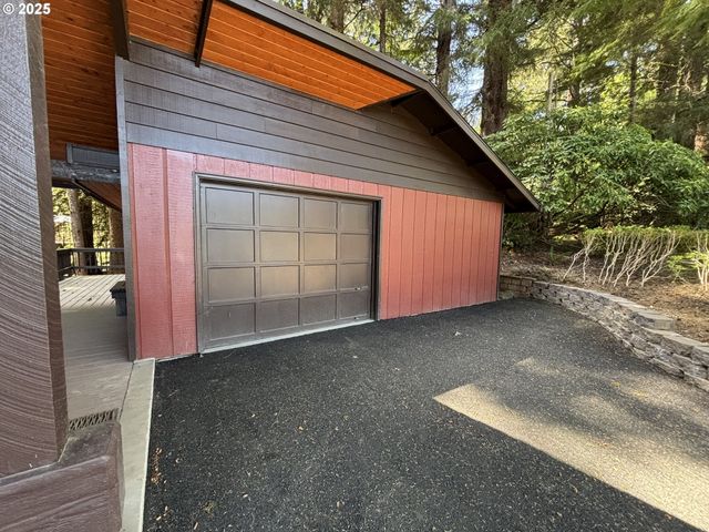 5346 BUCKSKIN BOB, Florence, OR 97439