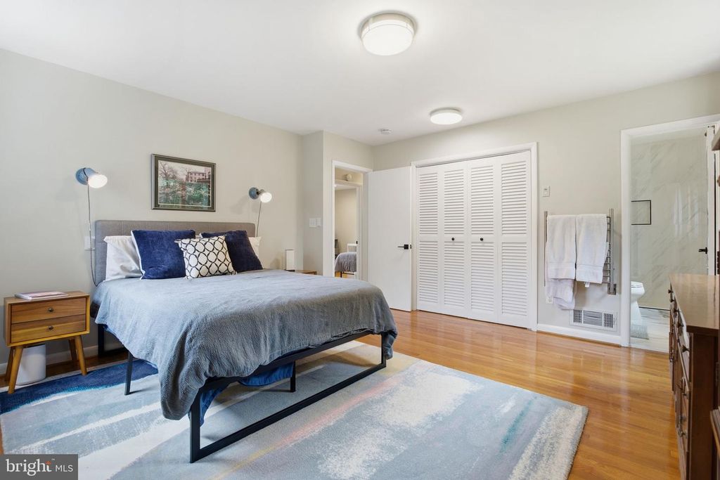 Image 15 of property listing at 7713 MASSENA RD, Bethesda, MD 20817