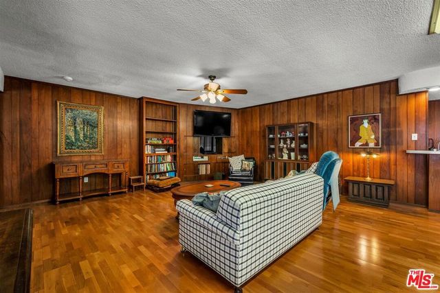 575 E Channel Road, Los Angeles, CA 90402