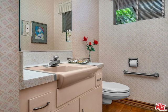 575 E Channel Road, Los Angeles, CA 90402