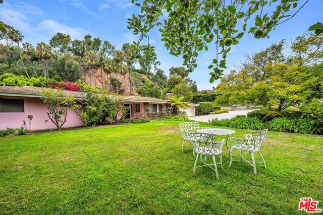 575 E Channel Road, Los Angeles, CA 90402