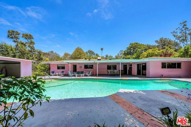 575 E Channel Road, Los Angeles, CA 90402
