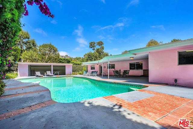 575 E Channel Road, Los Angeles, CA 90402