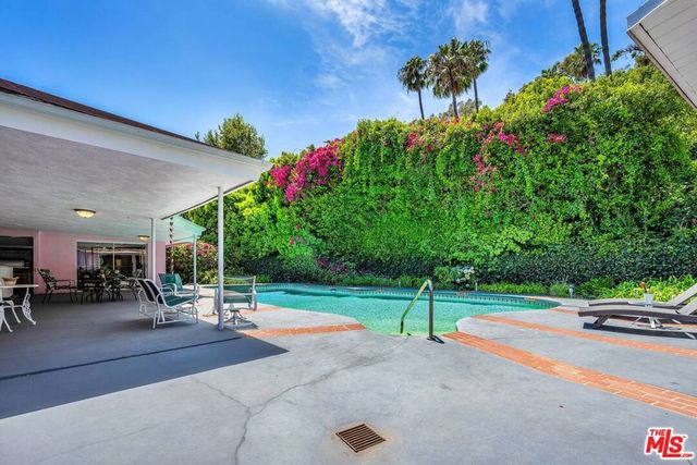 575 E Channel Road, Los Angeles, CA 90402