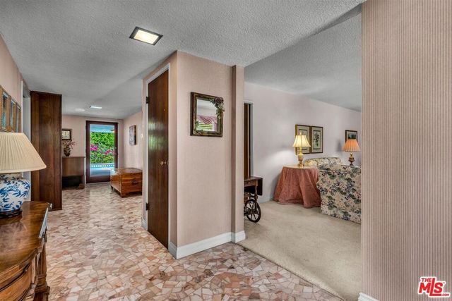 575 E Channel Road, Los Angeles, CA 90402