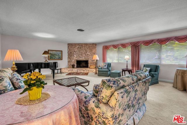575 E Channel Road, Los Angeles, CA 90402
