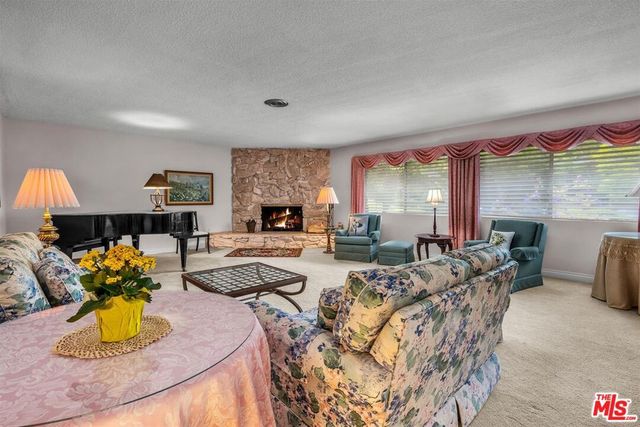 575 E Channel Road, Los Angeles, CA 90402