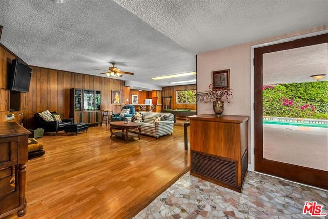 575 E Channel Road, Los Angeles, CA 90402