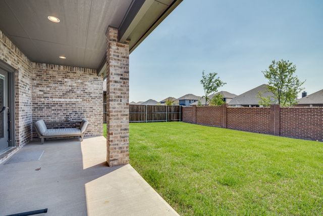 248 Braves Way, Lavon, TX 75166