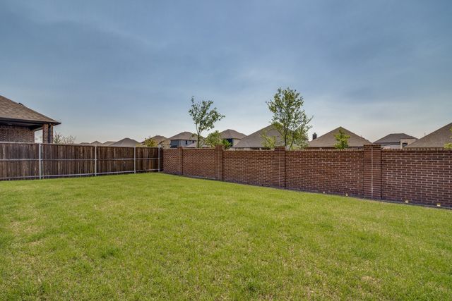 248 Braves Way, Lavon, TX 75166