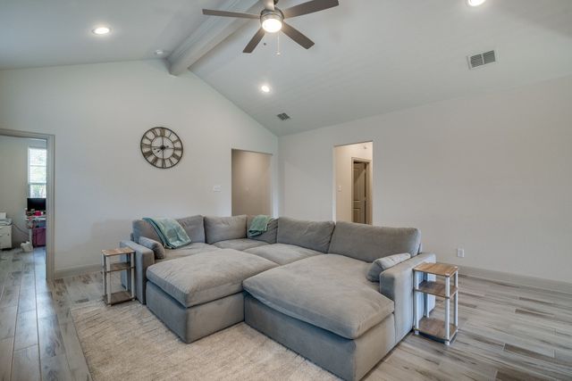 248 Braves Way, Lavon, TX 75166