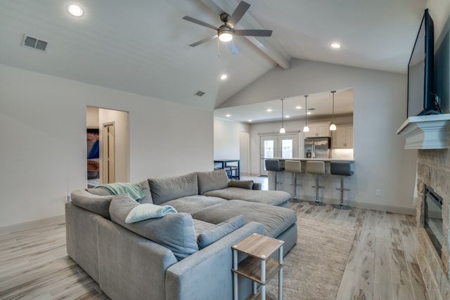 248 Braves Way, Lavon, TX 75166
