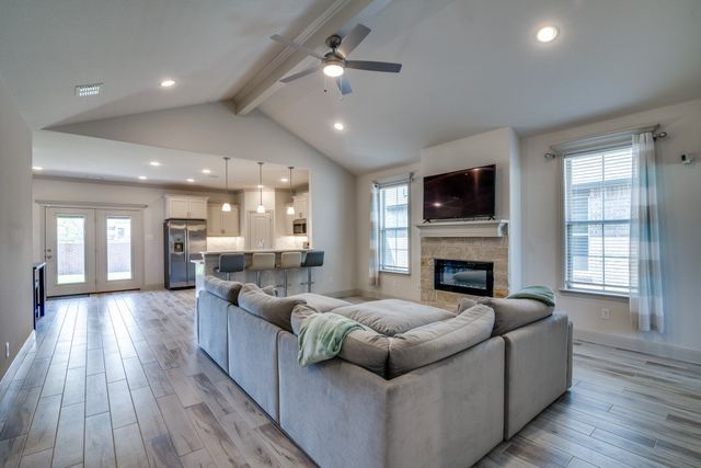 248 Braves Way, Lavon, TX 75166
