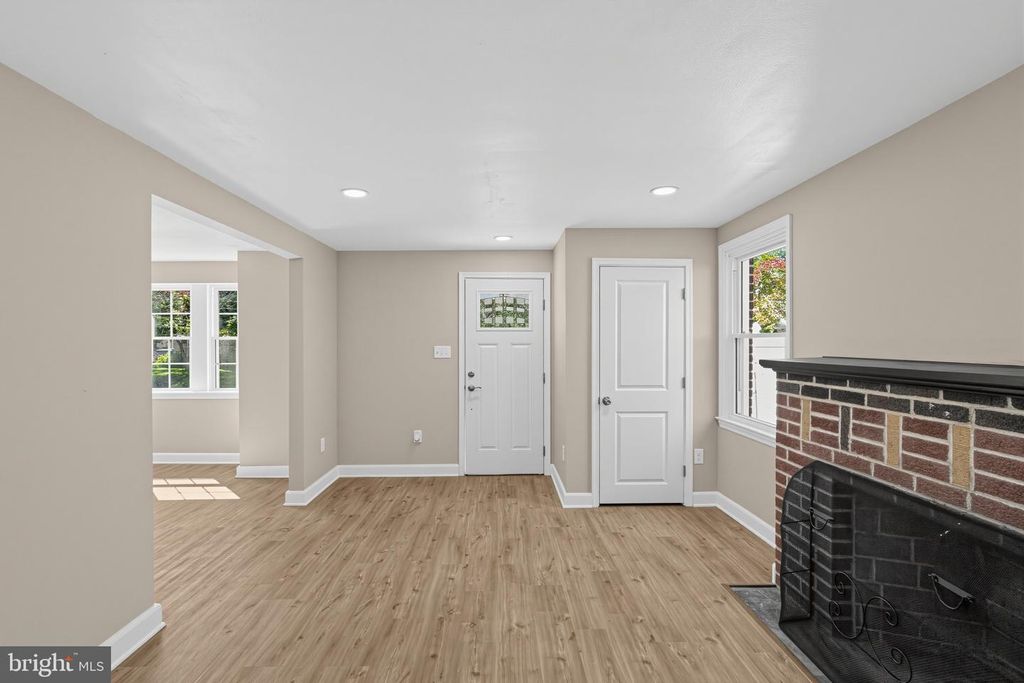 21 HANCOCK AVE, NORRISTOWN, PA 19401 — photo 4
