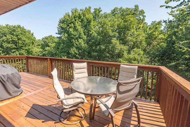 4900 S Bellhurst Avenue, Springfield, MO 65804