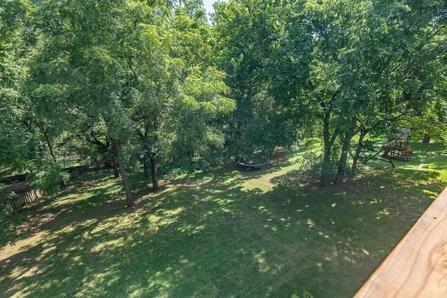 4900 S Bellhurst Avenue, Springfield, MO 65804