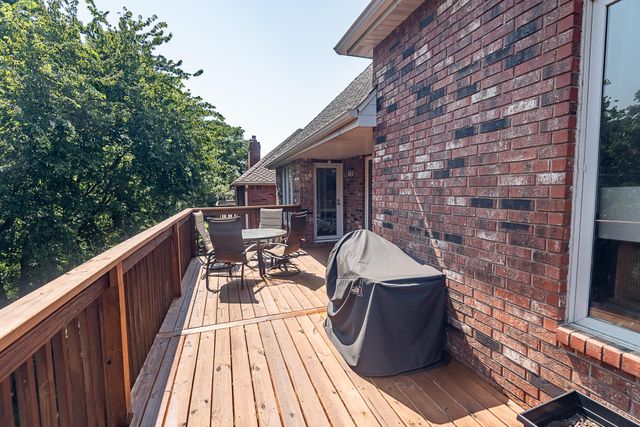4900 S Bellhurst Avenue, Springfield, MO 65804
