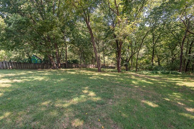 4900 S Bellhurst Avenue, Springfield, MO 65804