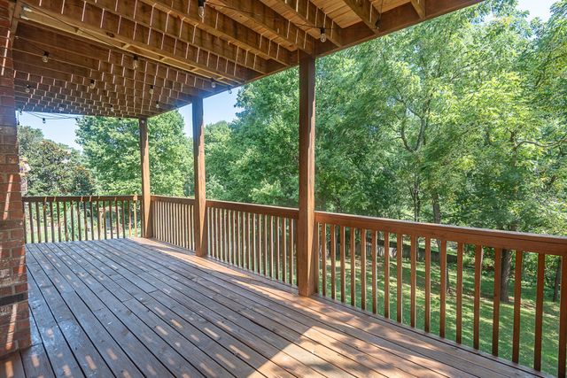 4900 S Bellhurst Avenue, Springfield, MO 65804