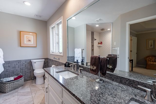 4900 S Bellhurst Avenue, Springfield, MO 65804