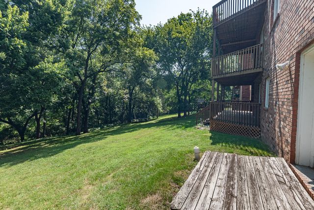 4900 S Bellhurst Avenue, Springfield, MO 65804