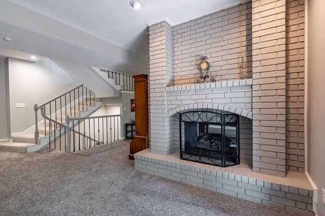 4900 S Bellhurst Avenue, Springfield, MO 65804