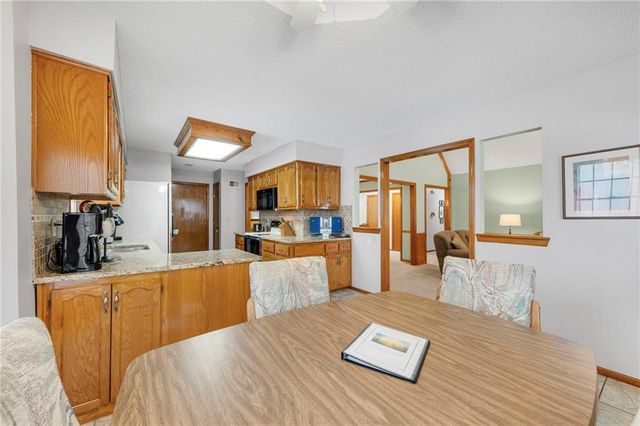 11800 England Street, Overland Park, KS 66210