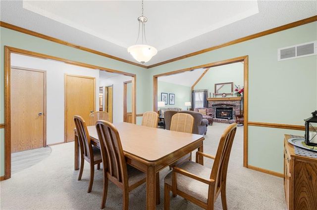 11800 England Street, Overland Park, KS 66210