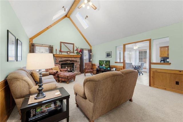 11800 England Street, Overland Park, KS 66210