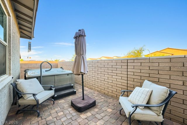 752 Dorsey Falls Street, Henderson, NV 89011