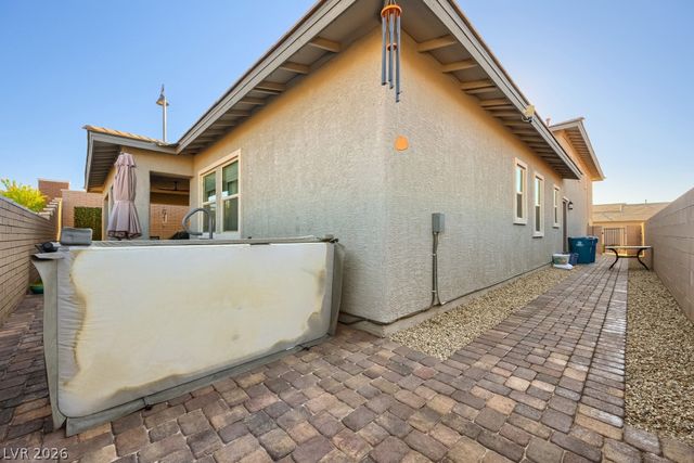 752 Dorsey Falls Street, Henderson, NV 89011
