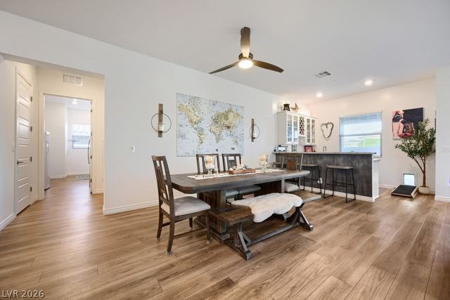752 Dorsey Falls Street, Henderson, NV 89011