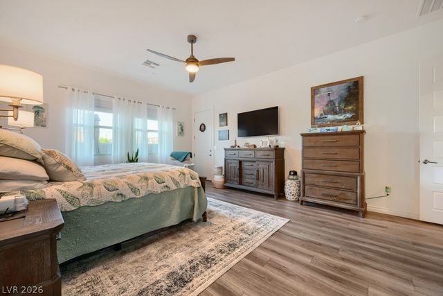 752 Dorsey Falls Street, Henderson, NV 89011