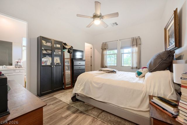 752 Dorsey Falls Street, Henderson, NV 89011